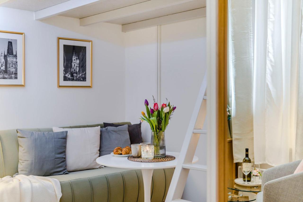 Prague Apt Near Charles Bridge By Michal&Friends Praga Exterior foto