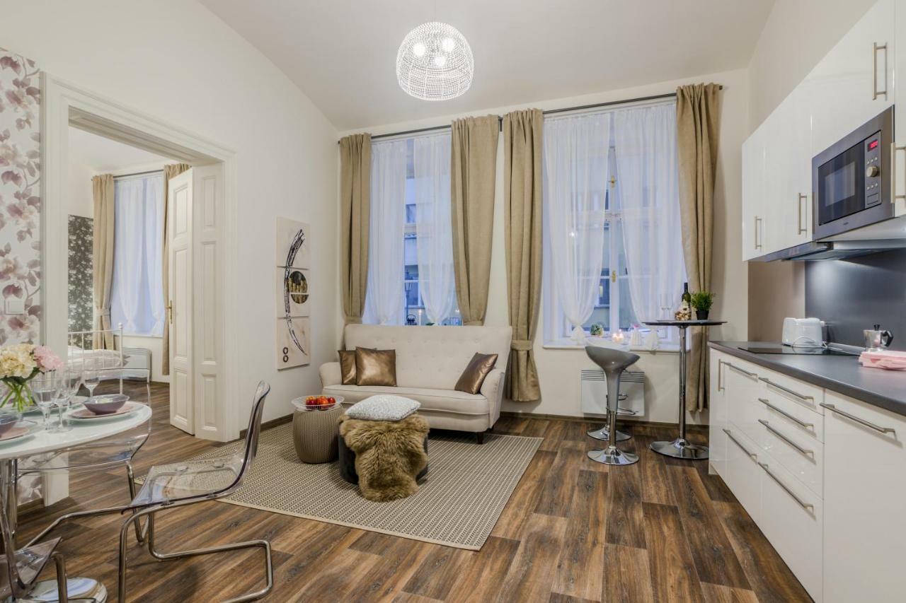 Prague Apt Near Charles Bridge By Michal&Friends Praga Exterior foto